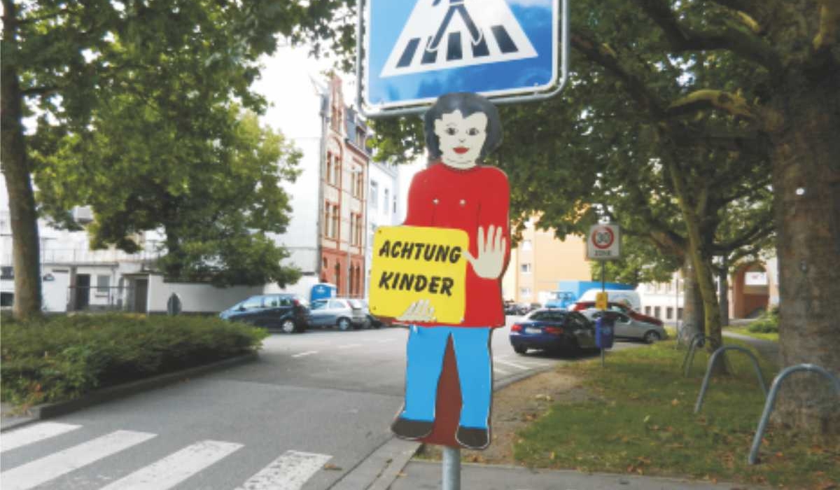 Hinweisfigur, Dibondplatte mit geplotteten Folien